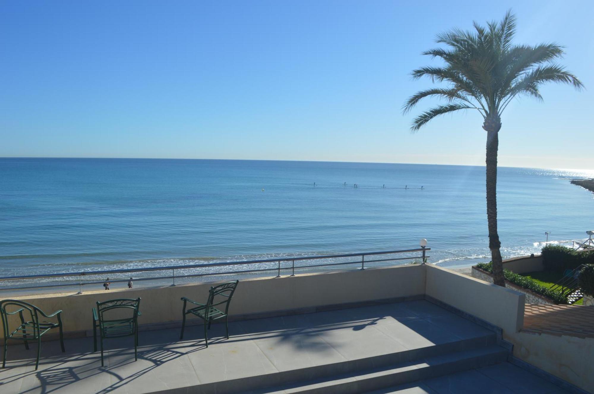 Maravilloso Apartamento Amanecer Cabo A Pie De Playa Y Mar En Chalet Roquetes Alicante Exterior foto